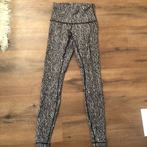 Lululemon leggings